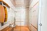 В Саратове за 81 миллион рублей продают особняк с белорусскими кедрами
